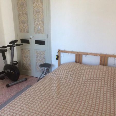 Appartement sur Sommières jusqu'à 6 personnes Exterior foto